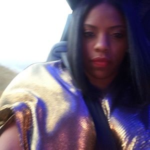 Meet your Posher, Krystal